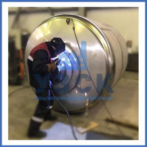 Купить баки и ёмкости из нержавеющей стали от завода УЗСК в Надым